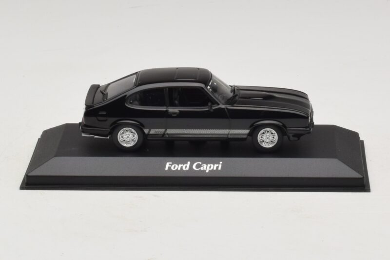 Ford Capri III Negru Maxichamps 1:43 Ford Capri III Negru Maxichamps 1:43 940082220 Metal