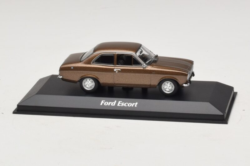Ford Escort Mk1 Maro Metalizat Maxichamps 1:43 940081000 Metal