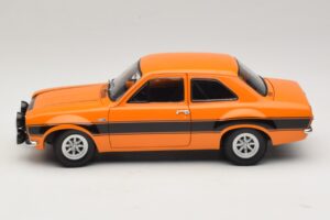 Ford Escort Mk1 RS1600 AVO Portocaliu Cu Dungi Negre Minichamps 1:18 100688104 Metal - imaginea 4 din 8