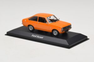 Ford Escort Mk2 Portocaliu Maxichamps 1:43 940084101 Metal - imaginea 3 din 5