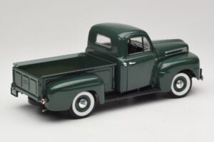 Ford F-1 Verde Road Legends 1:18 92218 Metal - imaginea 3 din 8