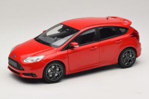 Ford Focus ST Mk2 Roșu Minichamps 1:18 110082002 Metal