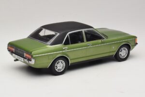 Ford Granada Mk1 Verde Metalizat & Negru MCG 1:18 MCG18569 Metal - imaginea 2 din 6