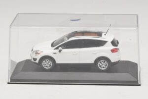Ford Kuga Mk1 Alb Ediția Dealer Minichamps 1:43 KUGA002 Metal - imaginea 4 din 5