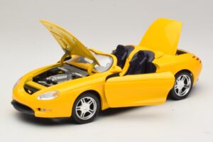 Ford Mustang Mach III Cabriolet Galben Maisto 1:18 32815 Metal - imaginea 2 din 8