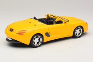 Ford Mustang Mach III Cabriolet Galben Maisto 1:18 32815 Metal - imaginea 3 din 8