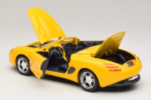Ford Mustang Mach III Cabriolet Galben Maisto 1:18 32815 Metal - imaginea 5 din 8