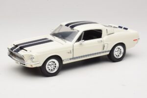Ford Shelby GT500KR Alb Road Legends 1:18 92168 Metal