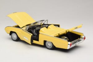 Ford Thunderbird Cabriolet Galben Anson 1:18 30334-P1 Metal - imaginea 5 din 8