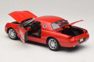 Ford Thunderbird Roșu Maisto 1:18 31620 Metal - imaginea 5 din 8
