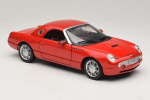 Ford Thunderbird Roșu Maisto 1:18 31620 Metal - imaginea 6 din 8