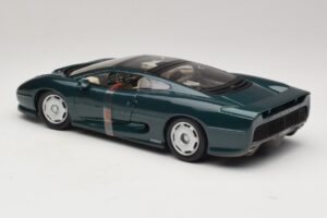 Jaguar XJ220 Verde Metalizat Maisto 1:18 31807 Metal - imaginea 7 din 8