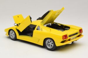 Lamborghini Diablo Galben Maisto 1:18 32803 Metal - imaginea 5 din 8