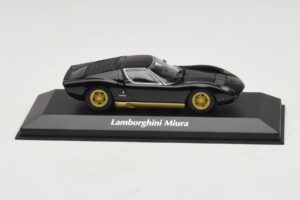 Lamborghini Miura P400 Negru Maxichamps 1:43 Lamborghini Miura P400 Negru Maxichamps 1:43 940103000 Metal