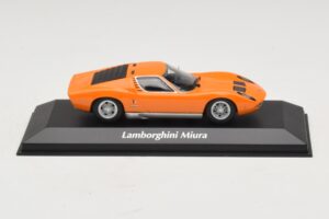 Lamborghini Miura P400 Portocaliu Maxichamps 1:43 940103001 Metal