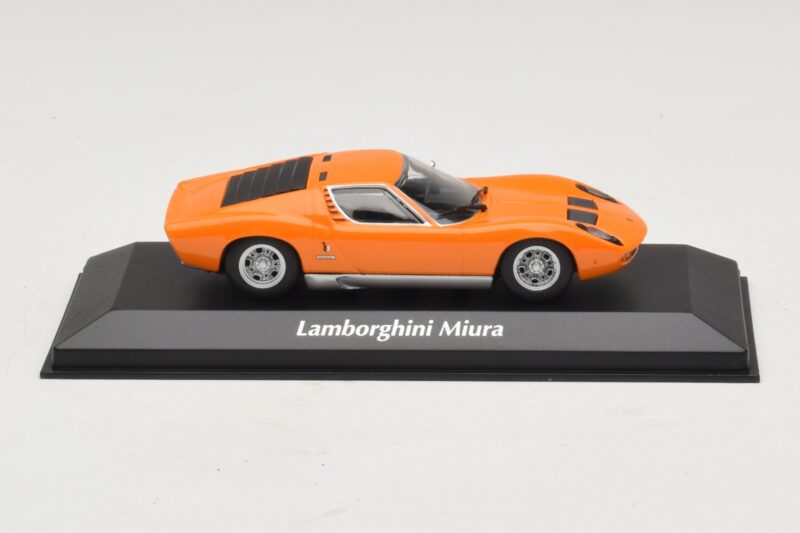 Lamborghini Miura P400 Portocaliu Maxichamps 1:43 940103001 Metal