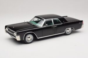 Lincoln Continental Negru KK-Scale 1:18 KKDC181483 Metal