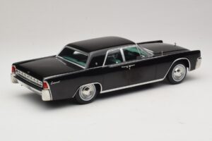 Lincoln Continental Negru KK-Scale 1:18 KKDC181483 Metal - imaginea 2 din 6