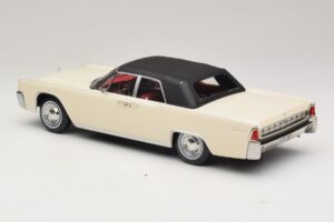 Lincoln Continental Convertible Alb John F. Kennedy KK-Scale 1:18 KKDC181523 Metal - imaginea 6 din 7