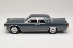 Lincoln Continental Gri Metalizat Marnie KK-Scale 1:18 KKDC181482 Metal - imaginea 3 din 6