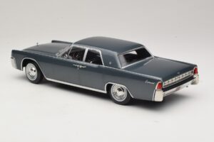 Lincoln Continental Gri Metalizat Marnie KK-Scale 1:18 KKDC181482 Metal - imaginea 5 din 6