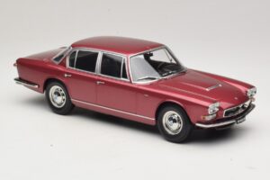 Maserati Quattroporte I Roșu Metalizat KK-Scale 1:18 KKDC181512 Metal - imaginea 4 din 6