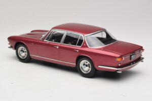 Maserati Quattroporte I Roșu Metalizat KK-Scale 1:18 KKDC181512 Metal - imaginea 5 din 6