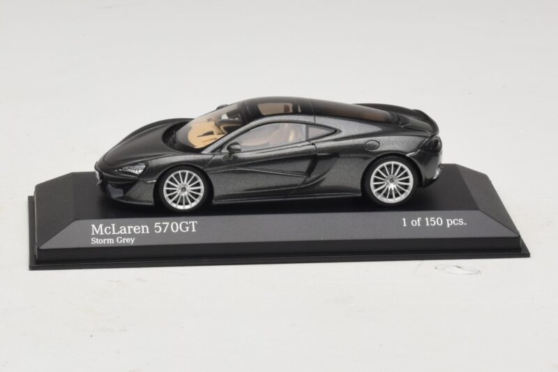 McLaren 570GT Storm Grey Minichamps 1:43 McLaren 570GT Storm Grey Minichamps 1:43 537154520 Metal