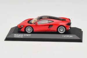McLaren 570GT Vermillion Red Minichamps 1:43 537154522 Metal