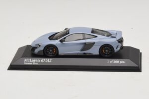 McLaren 675LT Ceramic Grey Minichamps 1:43 McLaren 675LT Ceramic Grey Minichamps 1:43 537154420 Metal