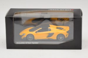 McLaren 675LT Spider Volcano Yellow Minichamps 1:43 537154430 Metal - imaginea 5 din 5