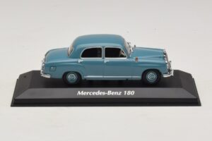 Mercedes 180 W120 Albastru Maxichamps 1:43 Mercedes 180 W120 Albastru Maxichamps 1:43 940033102 Metal