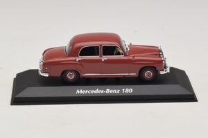 Mercedes 180 W120 Roșu Maxichamps 1:43 940033101 Metal