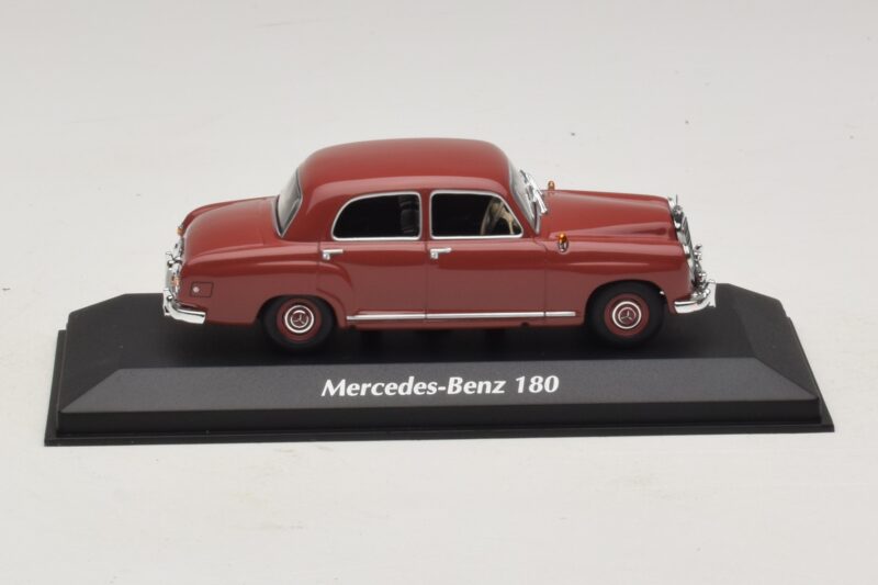Mercedes 180 W120 Roșu Maxichamps 1:43 940033101 Metal