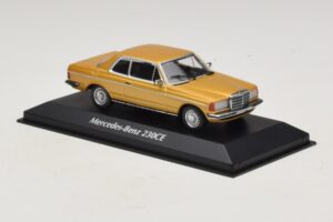 Mercedes 230 CE C123 Auriu Metalizat Maxichamps 1:43 940032220 Metal - imaginea 3 din 5