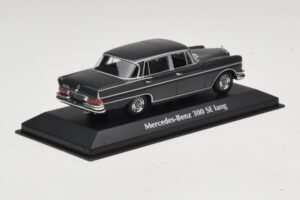 Mercedes 300 SE W112 Lang Gri Închis Maxichamps 1:43 940035201 Metal - imaginea 2 din 5