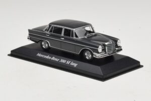 Mercedes 300 SE W112 Lang Gri Închis Maxichamps 1:43 940035201 Metal - imaginea 3 din 5