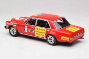 Mercedes 300 SEL 6.8 #1 H. Heyer / Betzler 24 Hours of Nurburgring 1972 Minichamps 1:18 155723401 Metal - imaginea 5 din 6
