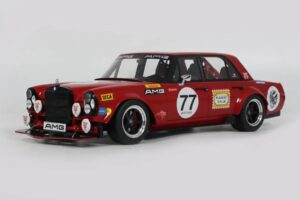 Mercedes 300 SEL W109 Red Pig S-Klub C63 S Mars Red GT Spirit 1:18 GT584 Rășină - imaginea 2 din 2