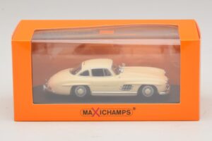 Mercedes 300 SL W198 Alb Maxichamps 1:43 940039002 Metal - imaginea 5 din 5