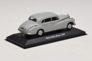 Mercedes 300 W186 Gri Maxichamps 1:43 940039061 Metal - imaginea 2 din 5