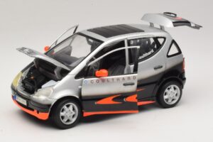 Mercedes A-Class W168 D. Coulthard Argintiu Maisto 1:18 35841 Metal - imaginea 2 din 8