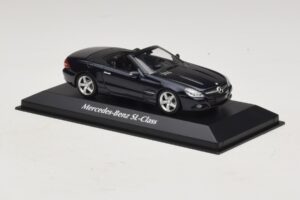Mercedes SL R230 Albastru Metalizat Maxichamps 1:43 940037531 Metal - imaginea 3 din 5