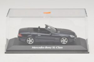 Mercedes SL R230 Albastru Metalizat Maxichamps 1:43 940037531 Metal - imaginea 4 din 5