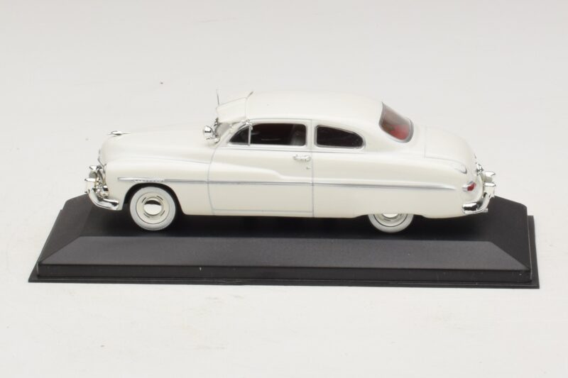 Mercury Monterey Alb Minichamps 1:43 400082401 Metal