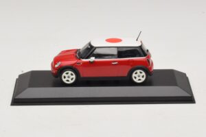 Mini Cooper One R50 Roșu Cu Steag Japonez Minichamps 1:43 MINI034 Metal