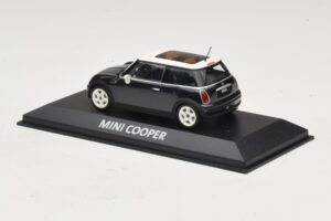 Mini Cooper S R53 Verde Închis Cu Acoperiș Panoramic Minichamps 1:43 MINI015 Metal - imaginea 3 din 4