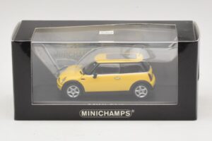 Mini Cooper S R53 Liquid Yellow Cu Acoperiș Panoramic Minichamps 1:43 MINI013 Metal - imaginea 4 din 4