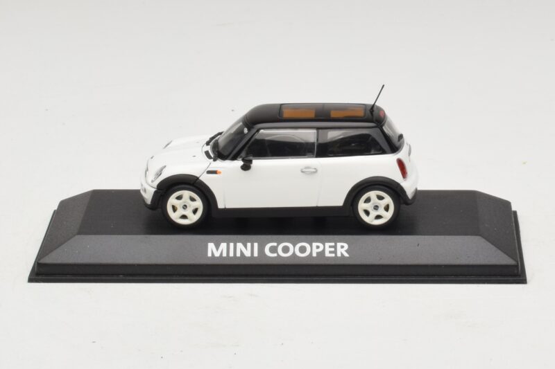 Mini Cooper S R53 Alb Cu Acoperiș Negru Minichamps 1:43 MINI027 Metal