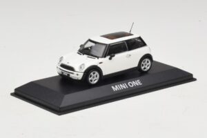 Mini Cooper S R53 Alb Cu Acoperiș Panoramic Minichamps 1:43 MINI020 Metal - imaginea 2 din 5